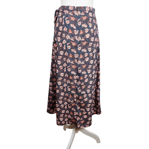 Bishop + Young Blue Coral Asymmetrical Midi Skirt - Picture 2 of 7